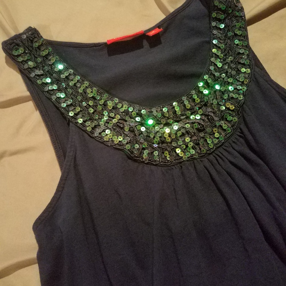 Gorgeous tank by Elle